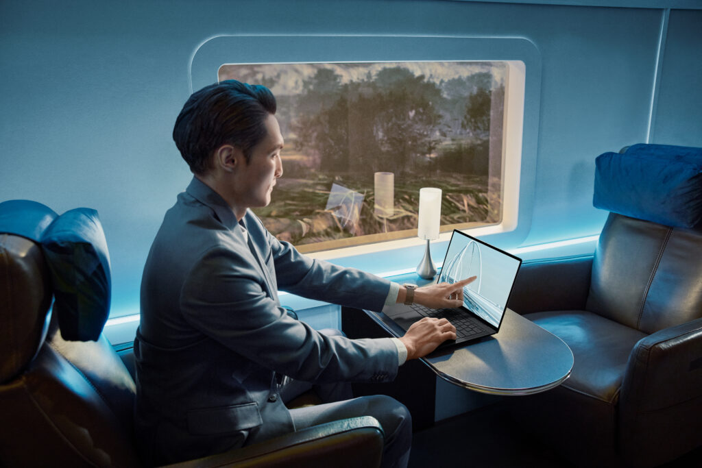 ASUS ExpertBook Ultra en México: 20 Horas de Batería y 990g